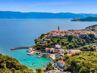 Villa Villa Pinaza C with heated pool, sauna, and whirlpool in Vrbnik - Outdoor photo 8