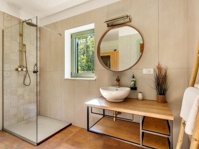 Villa Villa Pinaza C with heated pool, sauna, and whirlpool in Vrbnik - Features photo 31