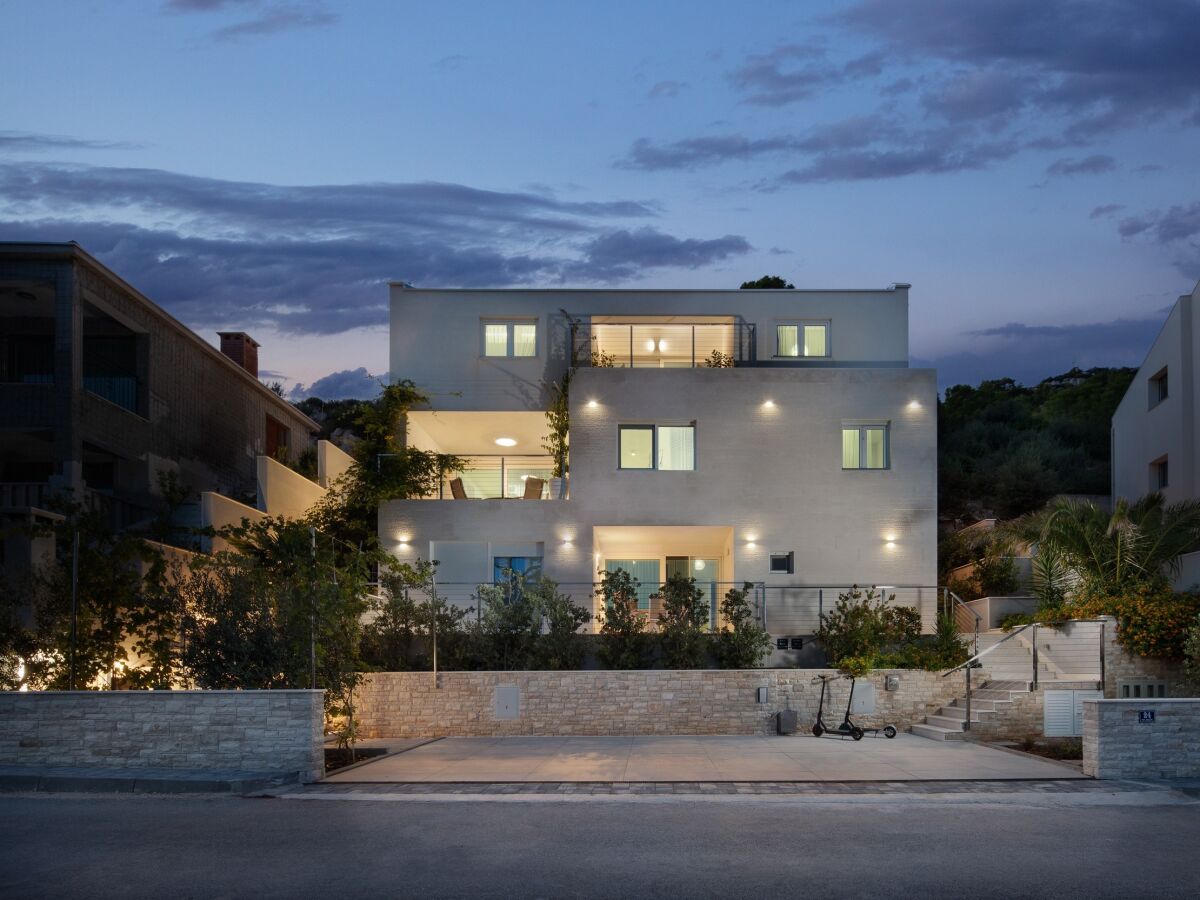 Apartment Two bedroom apartment near beach Pasadur, Lastovo A-24472-a - Outdoor photo 4