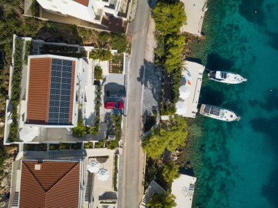 Apartment Two bedroom apartment near beach Pasadur, Lastovo A-24472-a - Outdoor photo 5