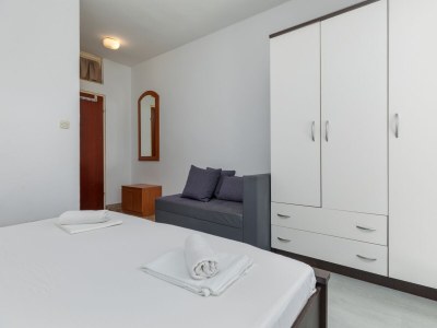 Apartment Two bedroom apartment with terrace and sea view Brela, Makarska A-24541-a - Outdoor photo 25