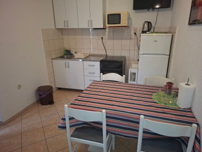 Apartment Two bedroom apartment with terrace Palit, Rab A-24800-a - Outdoor photo 10