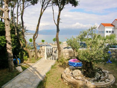 Apartment Three bedroom apartment with terrace Baška, Krk A-24143-a - Outdoor photo 5