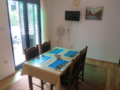 Apartment Two bedroom apartment with balcony Malinska, Krk A-19288-a - Outdoor photo 11