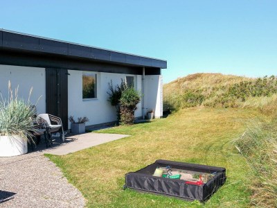 Holiday house Familienfreundliches Haus mit Sauna - Outdoor photo 9