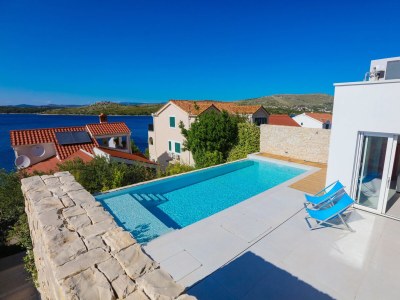 Holiday house Comfortable and spacious house near beach Šparadići, Šibenik K-24200 - Outdoor photo 19