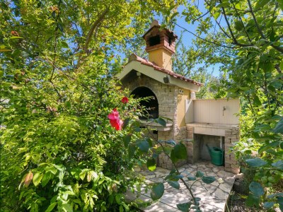 Apartment Two bedroom apartment with balcony Žrnovnica, Split A-24236-a - Outdoor photo 6