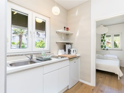 Apartment Two bedroom apartment with balcony Žrnovnica, Split A-24236-a - Outdoor photo 16