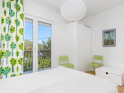 Apartment Two bedroom apartment with balcony Žrnovnica, Split A-24236-a - Outdoor photo 20