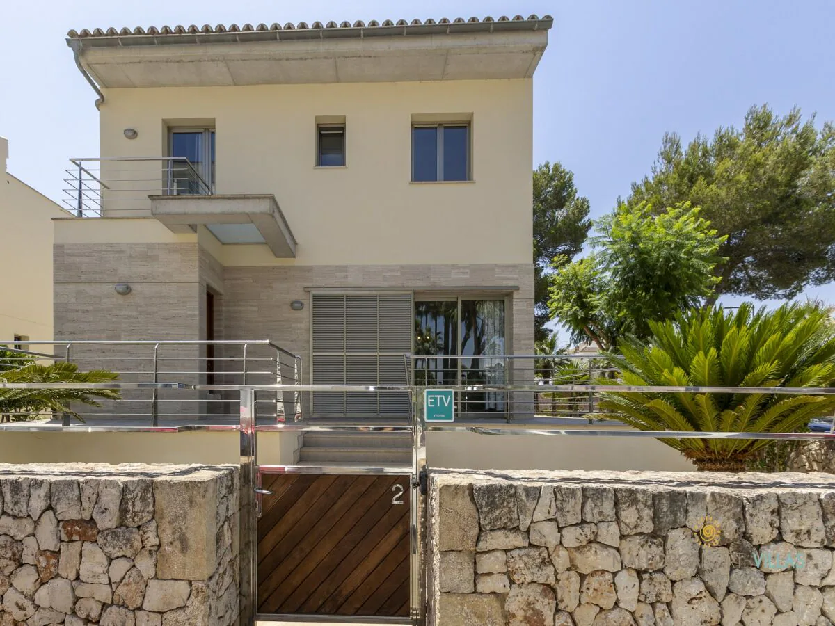 Villa Elegante Villa mit Pool