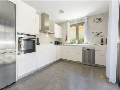 Villa Elegante Villa mit Pool - Features photo 22