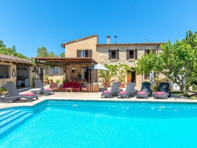 Villa Traditional Charm with Private Pool in Majorca North - Villa