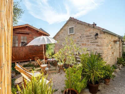 Apartment Stone House Harmony -Studio Apartment with Patio and Garden View ( 2 ) - Outdoor photo 6