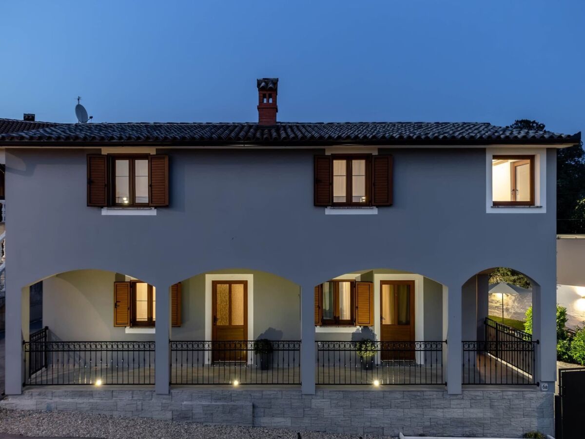 Holiday house Ferienhaus in Loborika mit privatem Pool