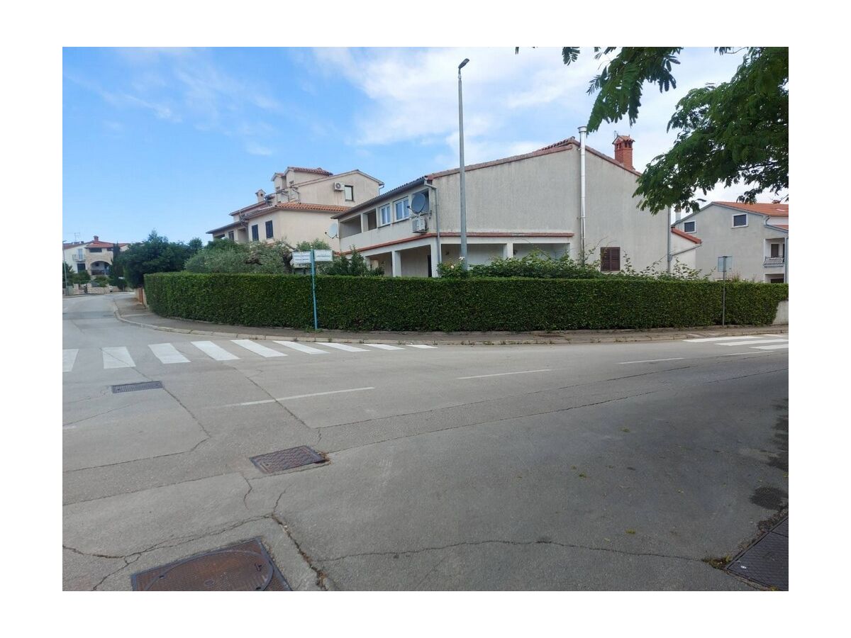 Apartment One bedroom apartment with balcony Rovinj A-24730-a - Outdoor photo 2