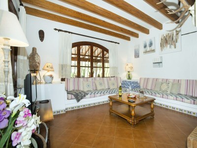 Villa Villa in Pollensa with Private Pool & BBQ - Features photo 23