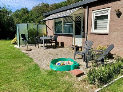 Holiday house Sonniger Garten-Retreat-Bungalow - Outdoor photo 6