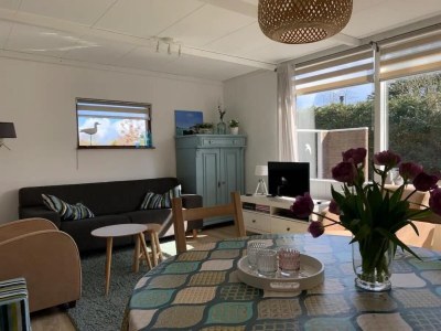 Holiday house Sonniger Garten-Retreat-Bungalow - Features photo 13