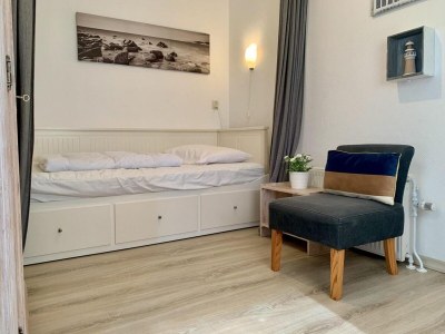 Holiday house Sonniger Garten-Retreat-Bungalow - Features photo 28