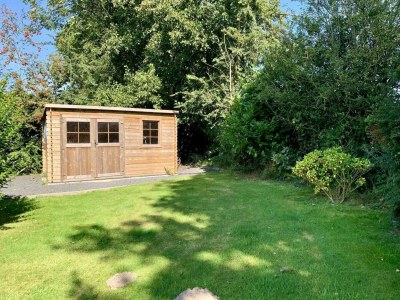 Holiday house Sonniger Garten-Retreat-Bungalow - Outdoor photo 31