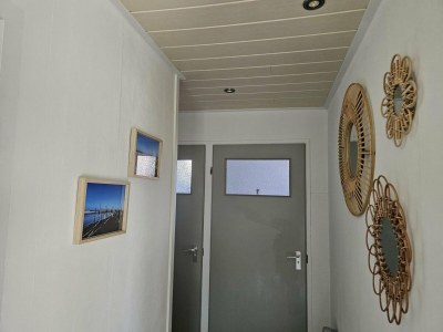 Holiday house Bungalow in park with fenced garden - Features photo 12