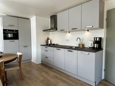 Holiday house Bungalow in park with fenced garden - Features photo 20