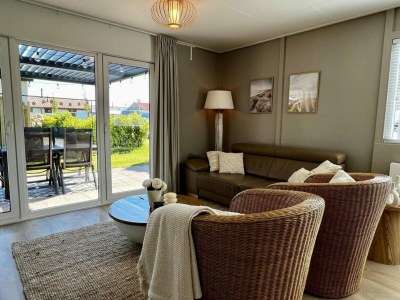 Holiday house Bungalow in park with fenced garden - Outdoor photo 30