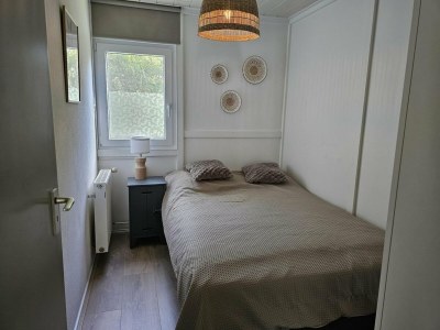 Holiday house Bungalow in park with fenced garden - Outdoor photo 31