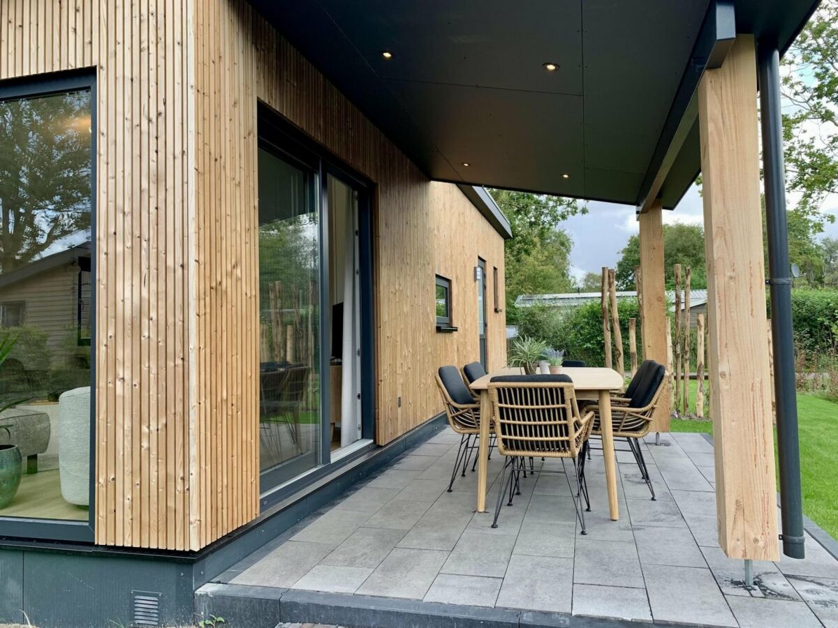 Holiday house Pleasant chalet with veranda - Outdoor photo 3