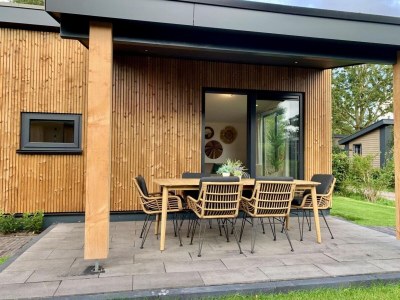 Holiday house Pleasant chalet with veranda - Outdoor photo 2