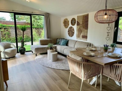 Holiday house Pleasant chalet with veranda - Features photo 20