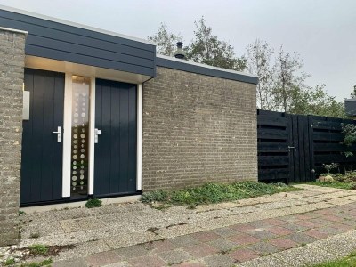 Holiday house Moderner Bungalow in Strand- und Waldnähe in Sint Maartenszee - Holiday house
