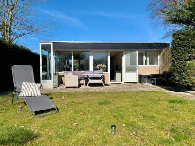 Holiday house Bungalow Sint Maartenszee near Sandy Beach in Sint Maartenszee - Holiday house