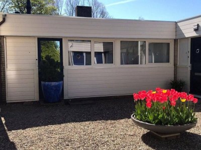 Holiday house Cosy bungalow on quiet resort near beach - Outdoor photo 3