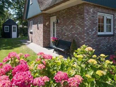 Holiday house Luxurious coastal villa near forest - Outdoor photo 5