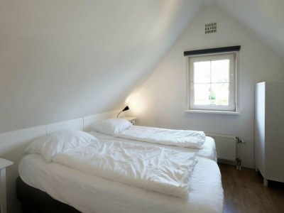 Holiday house Luxurious coastal villa near forest - Features photo 8