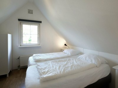 Holiday house Luxurious coastal villa near forest - Features photo 18