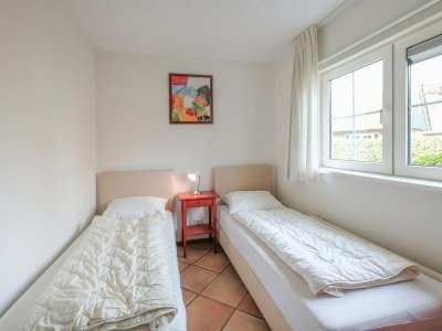 Holiday house Luxurious coastal villa near forest - Features photo 22