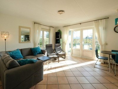 Holiday house Luxurious coastal villa near forest - Features photo 25