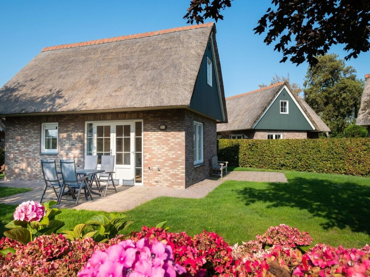 Holiday house Pleasant villa near sea and beach - Outdoor photo 3