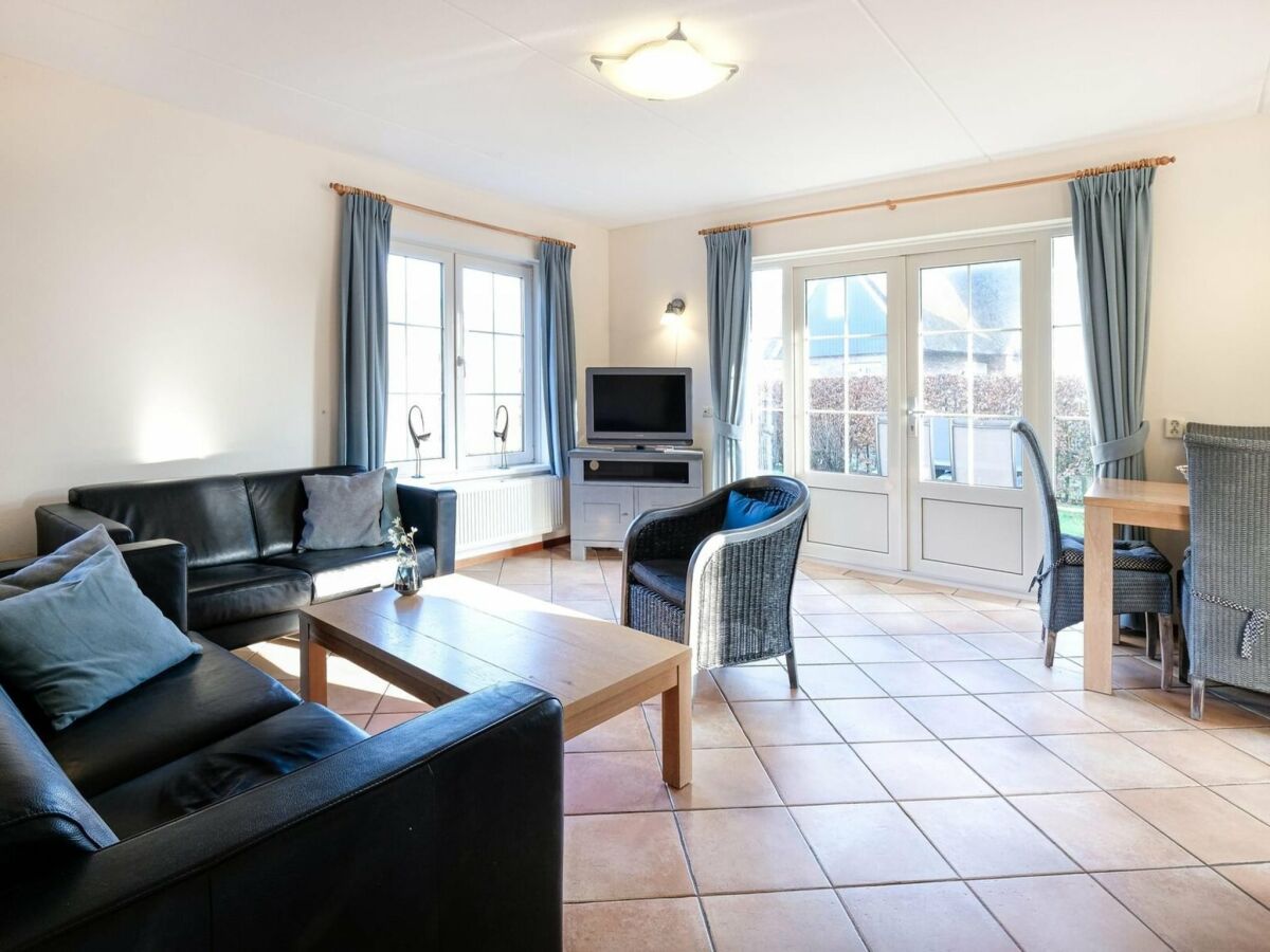 Holiday house Pleasant villa near sea and beach - Outdoor photo 5