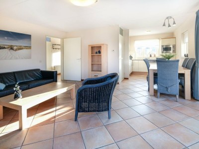 Holiday house Pleasant villa near sea and beach - Features photo 12