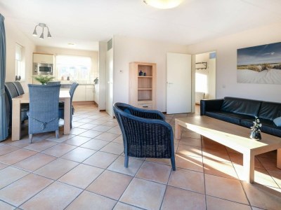 Holiday house Pleasant villa near sea and beach - Features photo 16