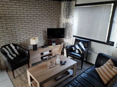 Holiday house Holiday home with large terrace - Outdoor photo 4