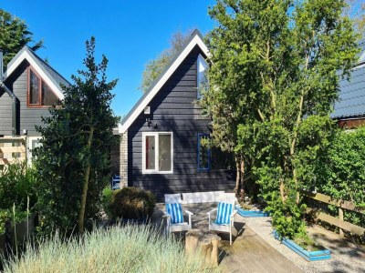 Holiday house Holiday home with large terrace - Features photo 19