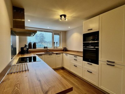 Holiday house Modern & cozy holiday home near beach - Features photo 11