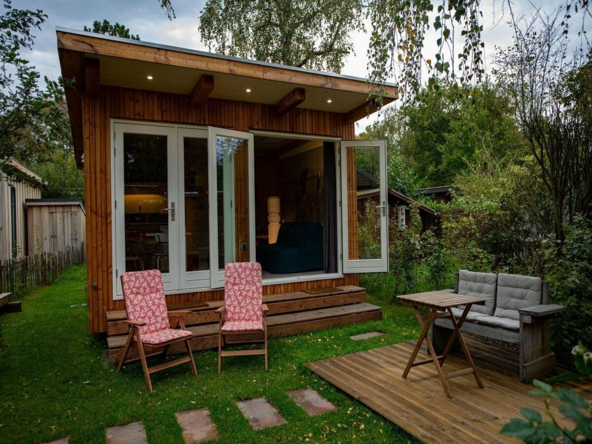 Holiday house Charmantes Chalet in Sint Maartenszee