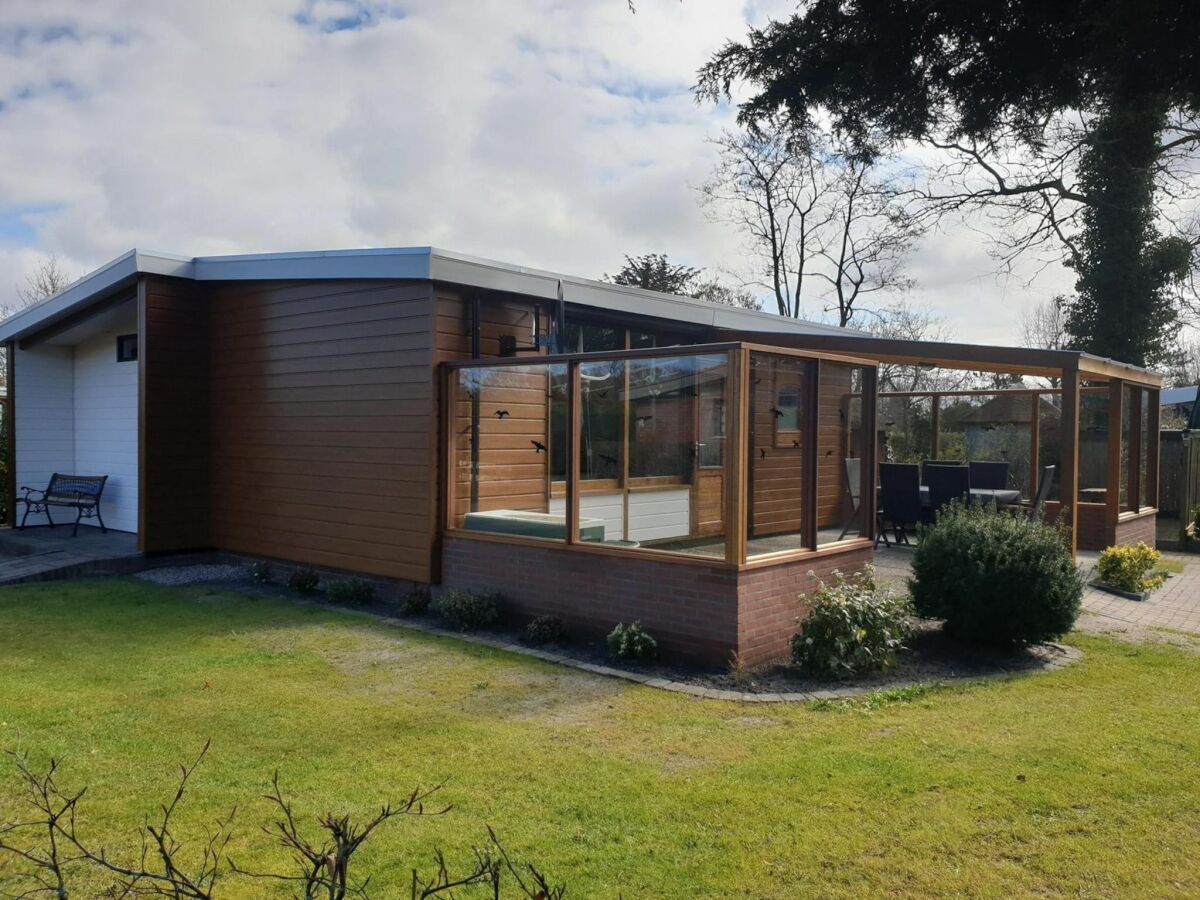 Holiday house Bungalow on Eureka Park near beach