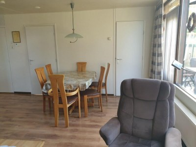 Holiday house Bungalow on Eureka Park near beach - Features photo 14