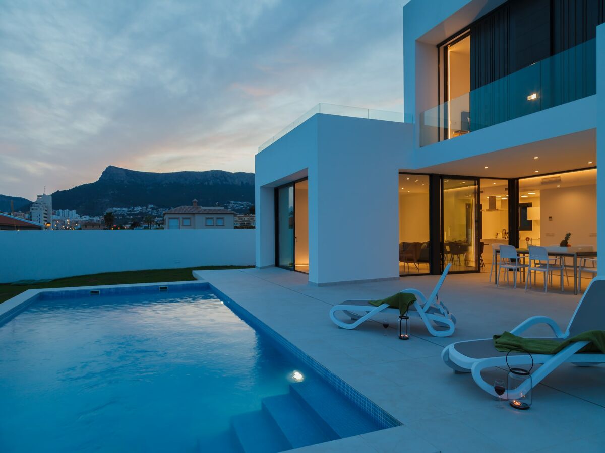 Villa Calpe Home with Terrace Views - Outdoor photo 2